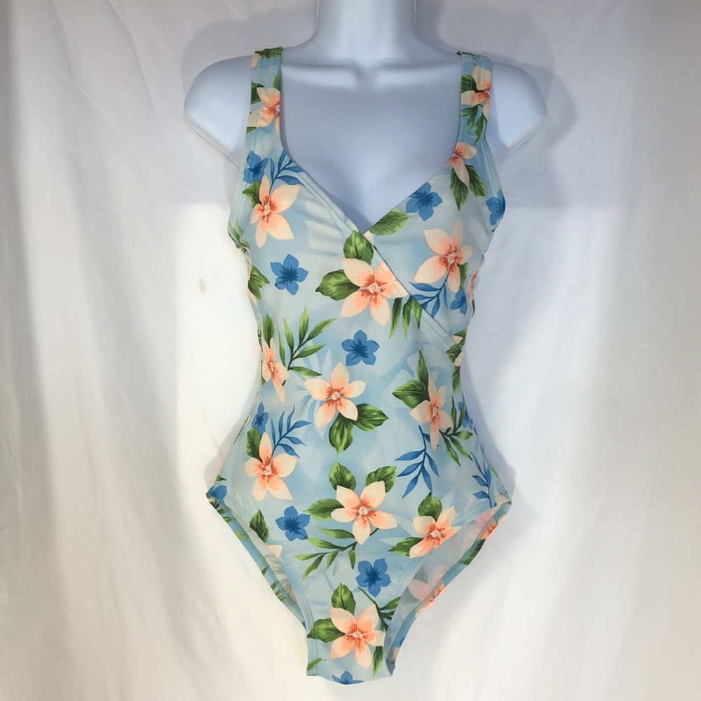 Aruba Women’s One-piece Swimsuit, Size